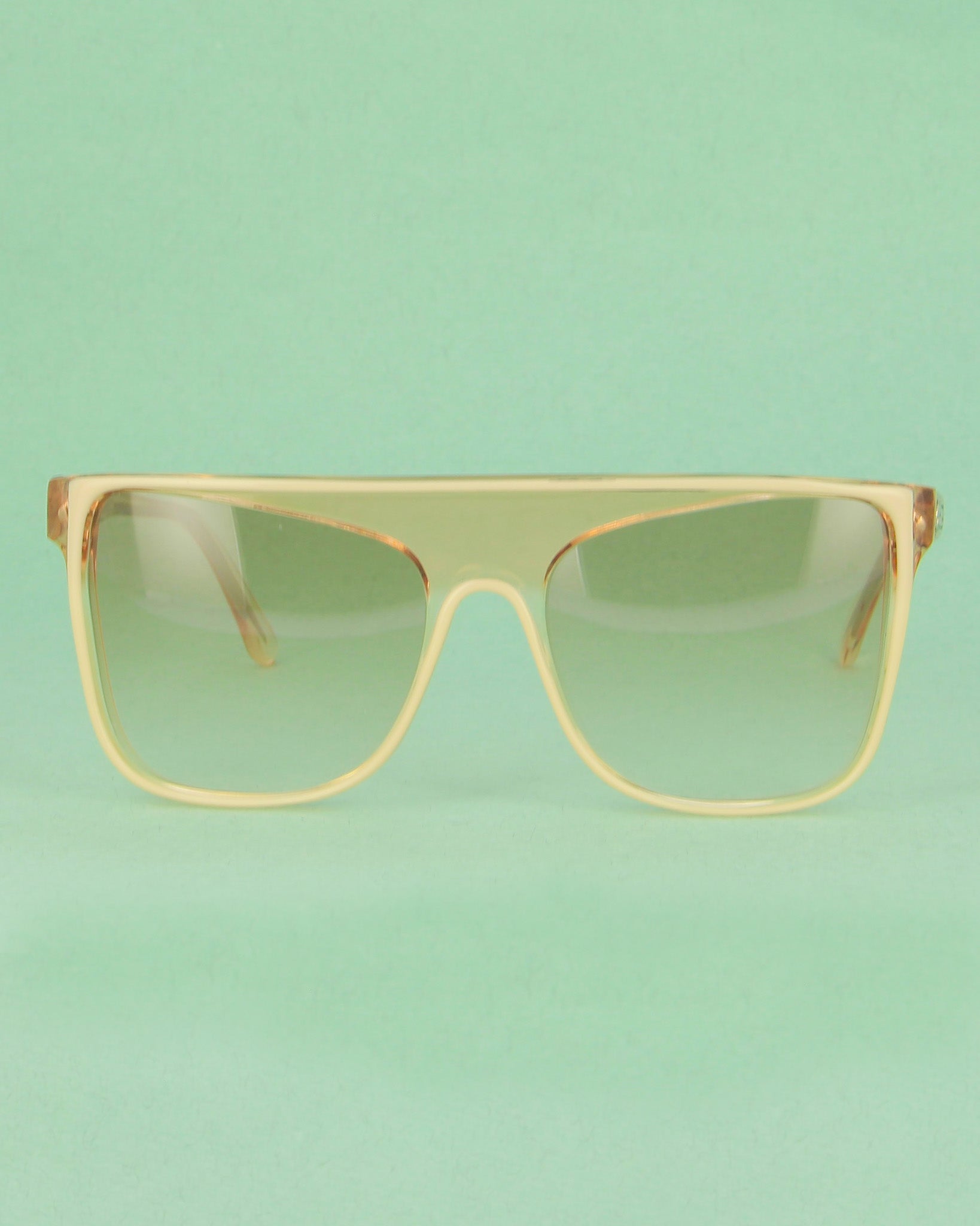 pierre-daniel-regina-lunettes-de-soleil-ivoire-d-grad image 1