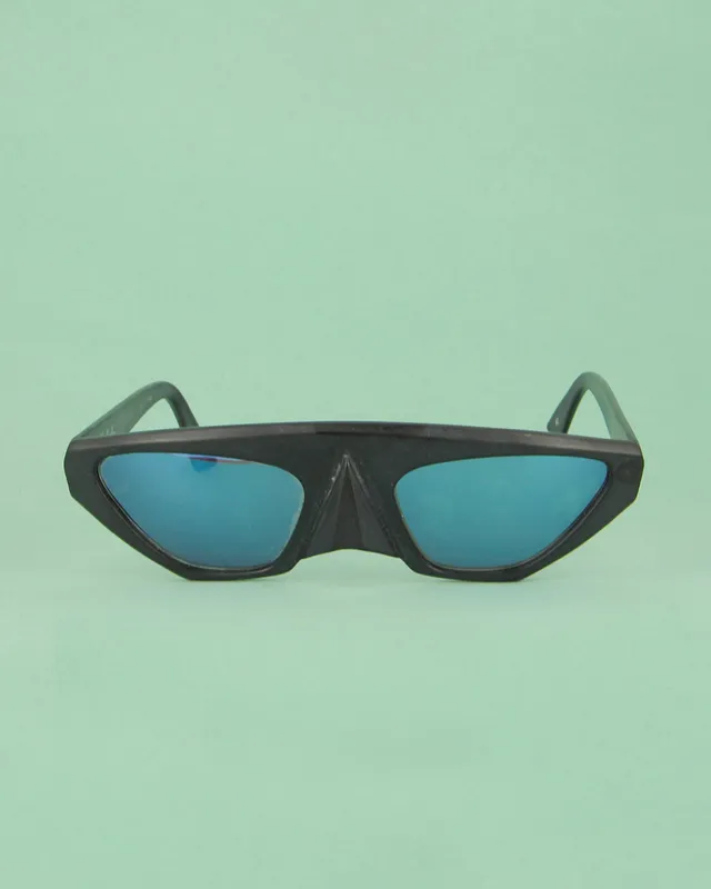 thierry-mugler-fantasia-lunettes-de-soleil-noir-masque image 1