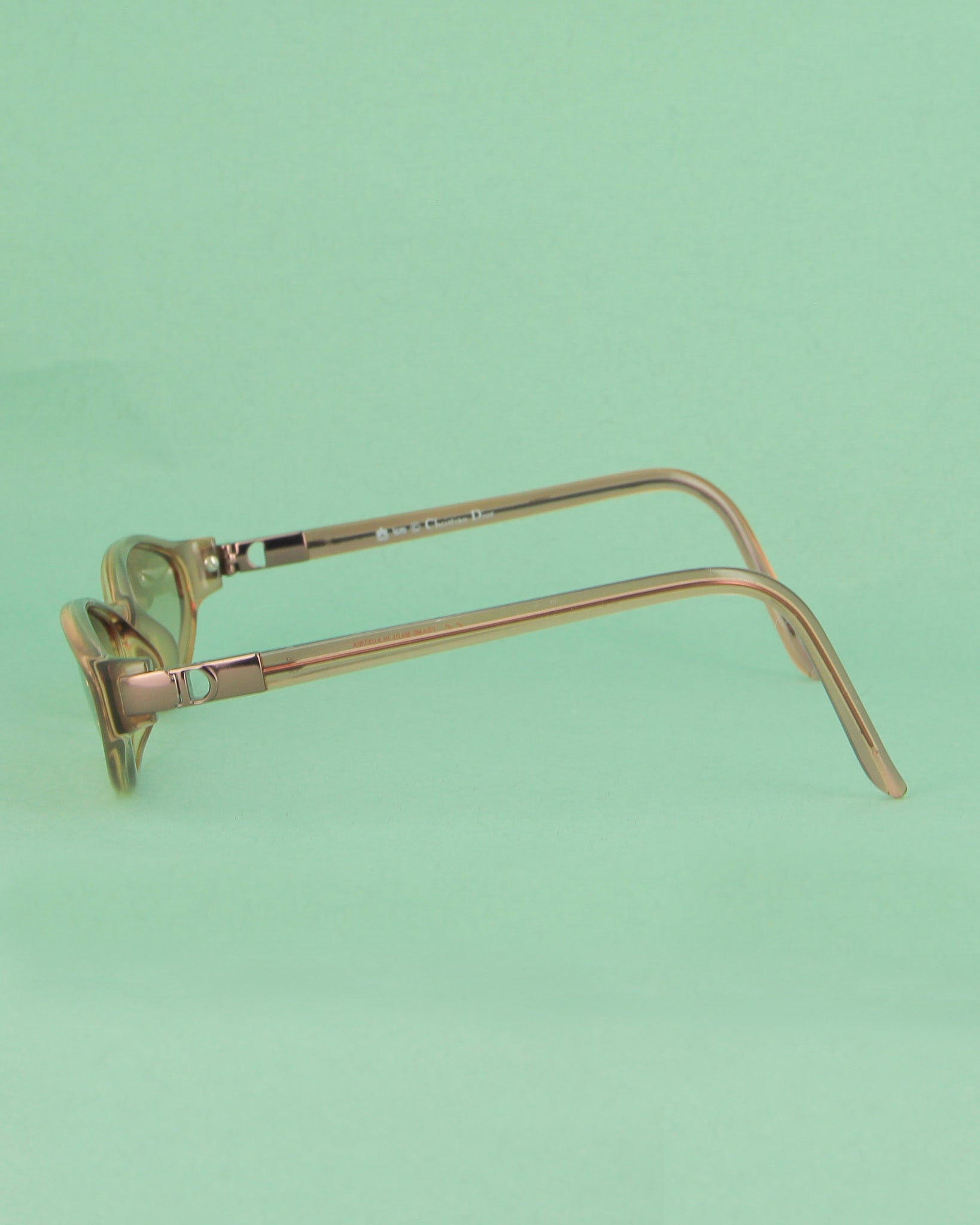 dior-3043-lunettes-de-vue-beige-ovale-cat-eye-femme image 3