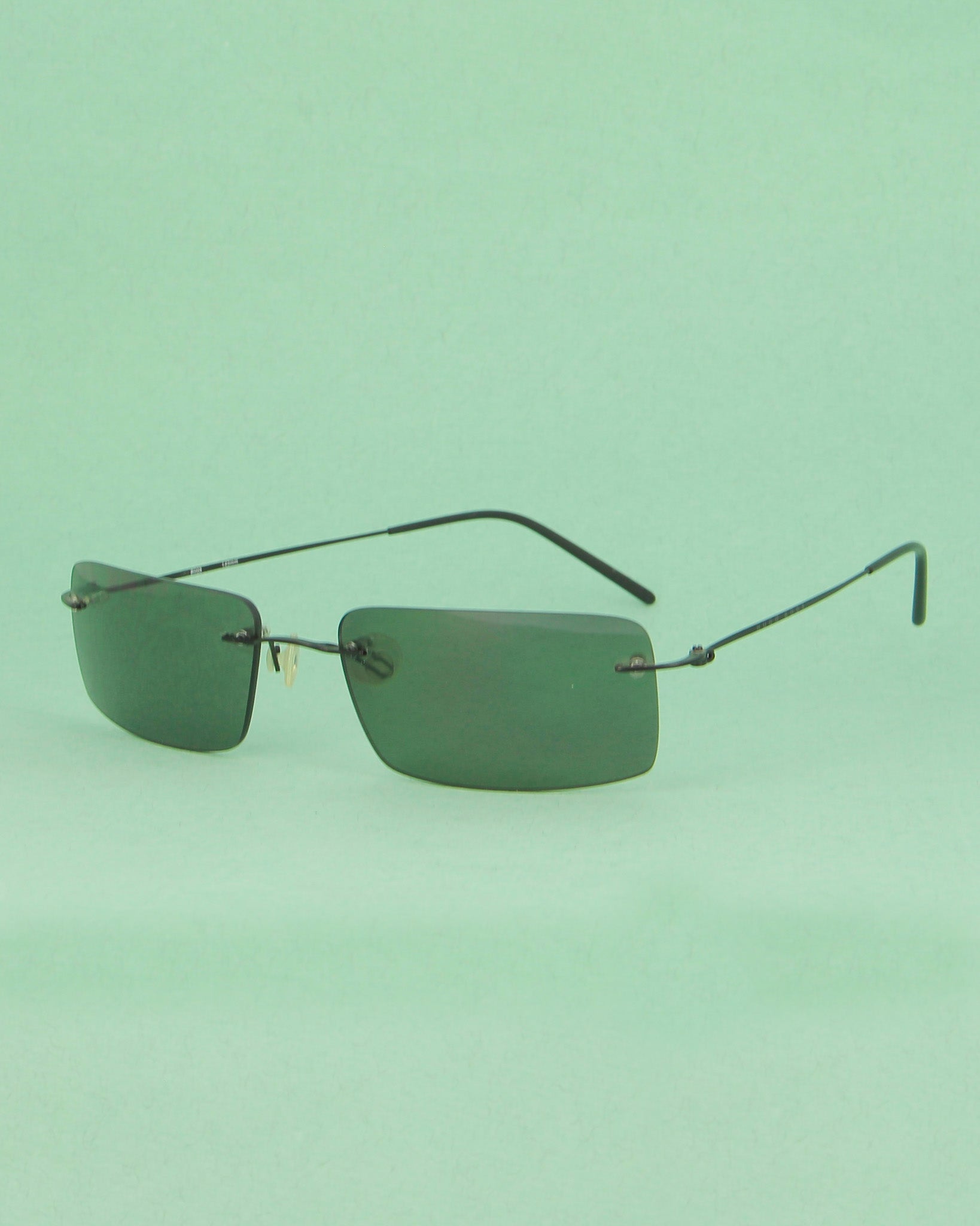 hugo-boss-11319-lunettes-de-soleil-rectangulaires-noires image 2