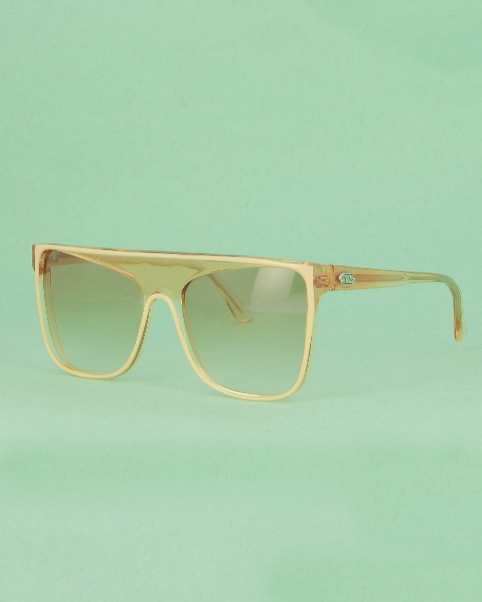 pierre-daniel-regina-lunettes-de-soleil-ivoire-d-grad image 2