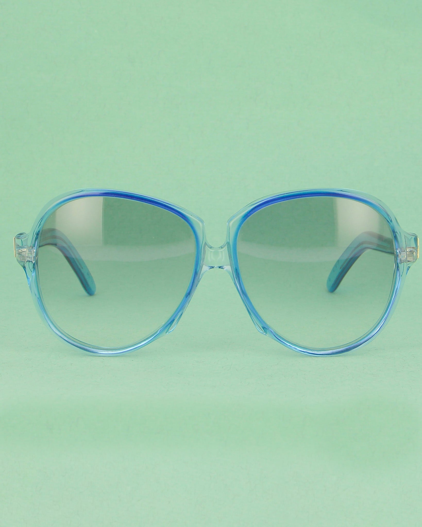 yves-saint-laurent-gaude-lunettes-de-soleil-bleu-oversize image 1
