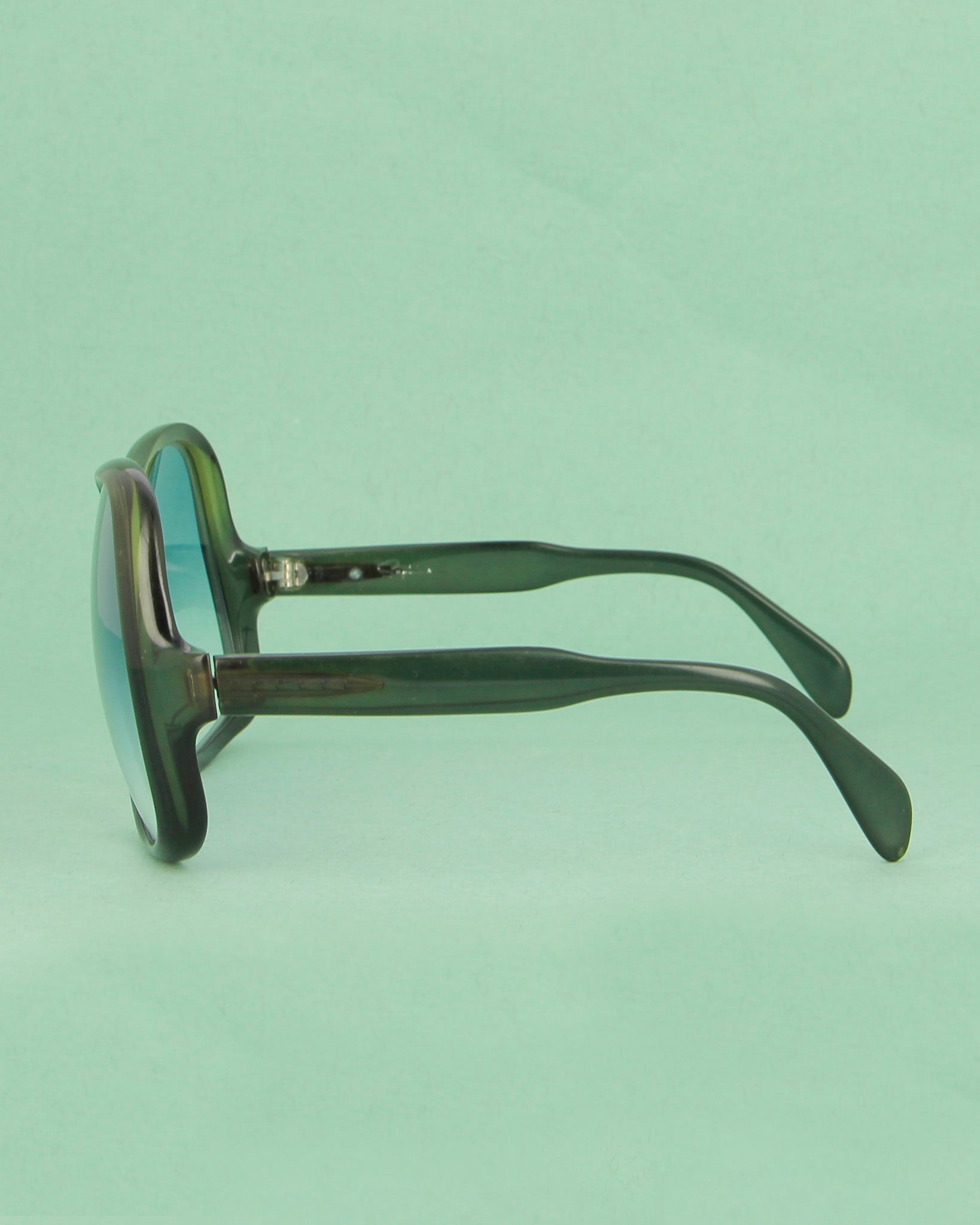 saphira-br-lunettes-de-soleil-vert-olive-oversize image 4