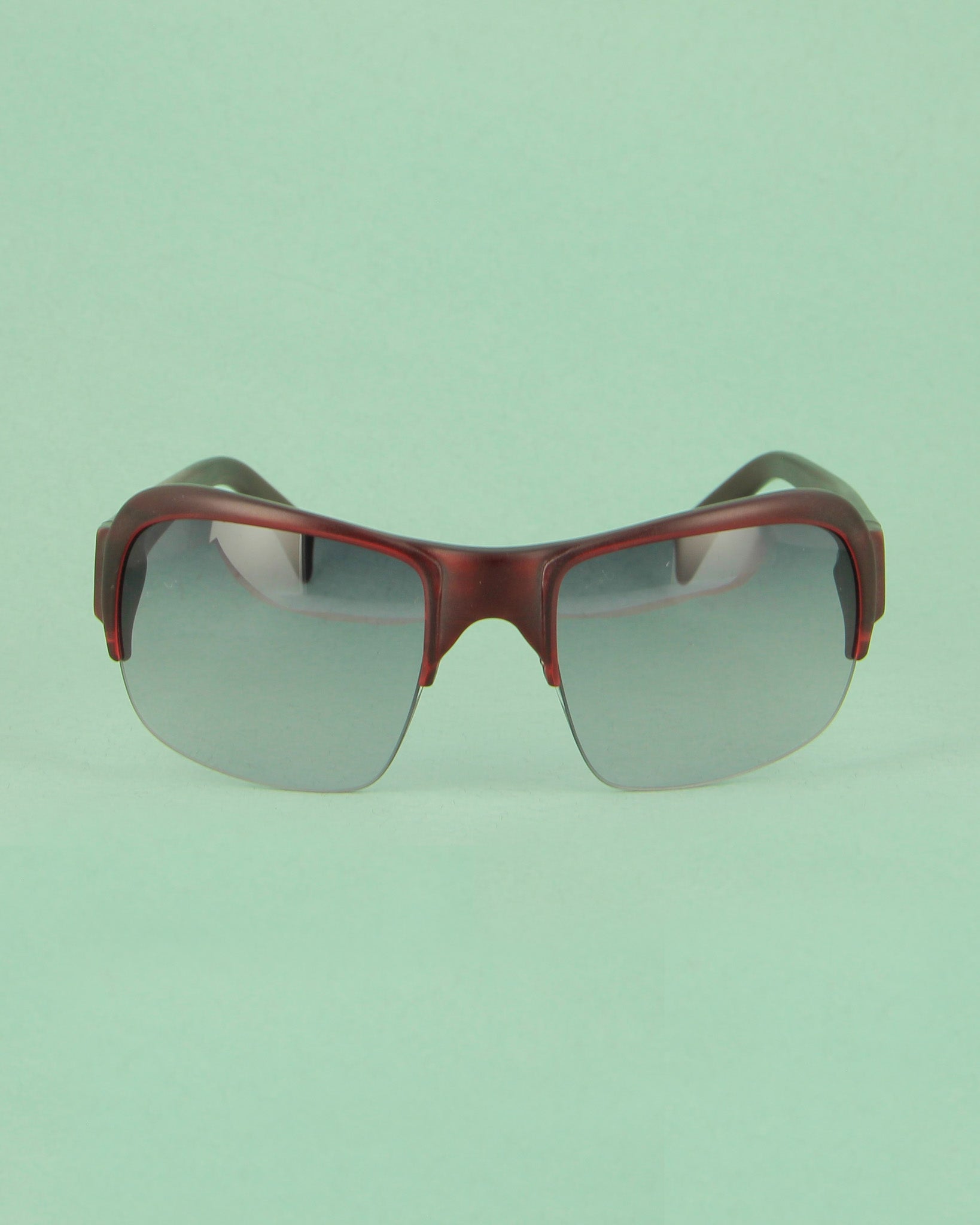 dita-r01-lunettes-de-soleil-rouge-carr-nylor image 1