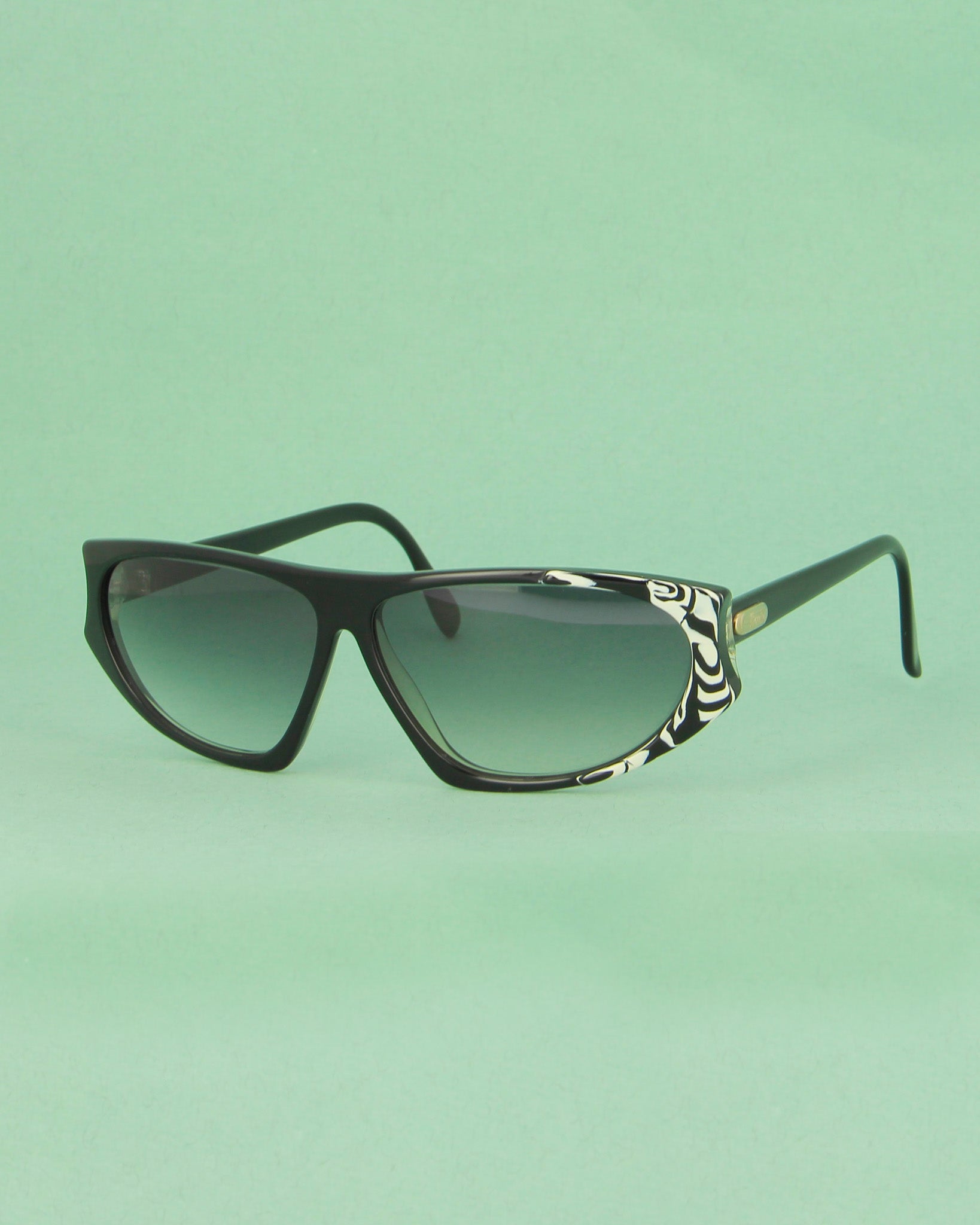 silhouette-mask-lunettes-de-soleil-noir-papillon image 2
