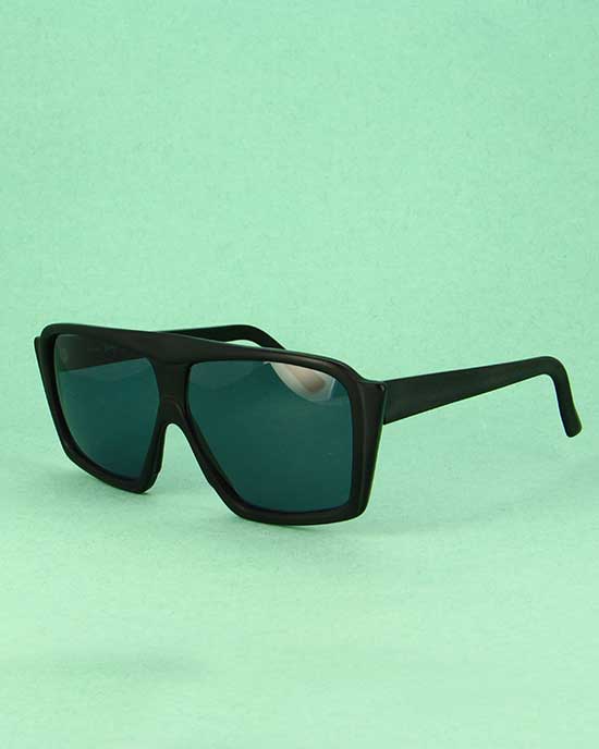 thierry-mugler-concorde-22-solaires-oversized-noires image 2
