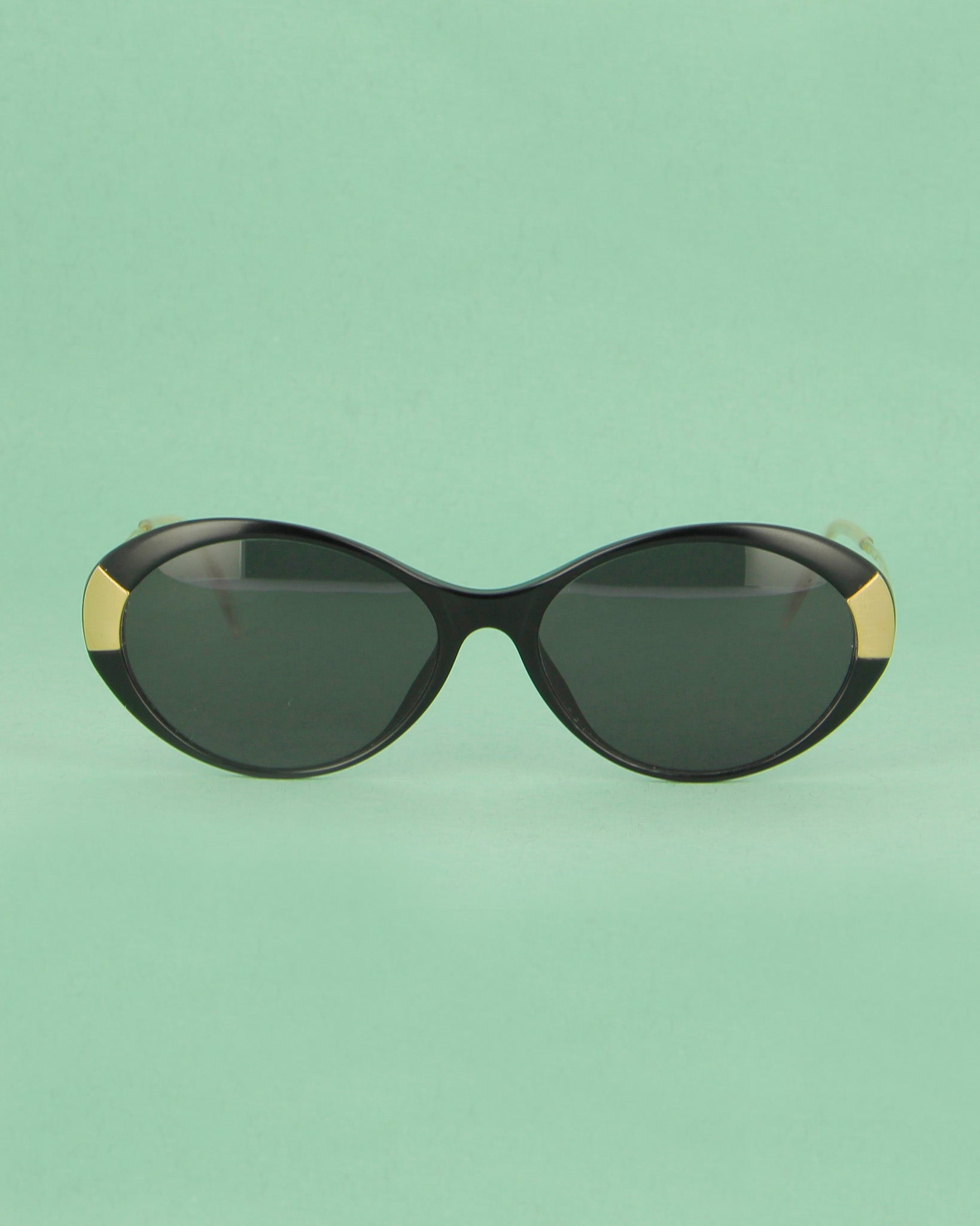 seconde-vue-black-gold-lunettes-de-soleil-ovale-noir-or image 1