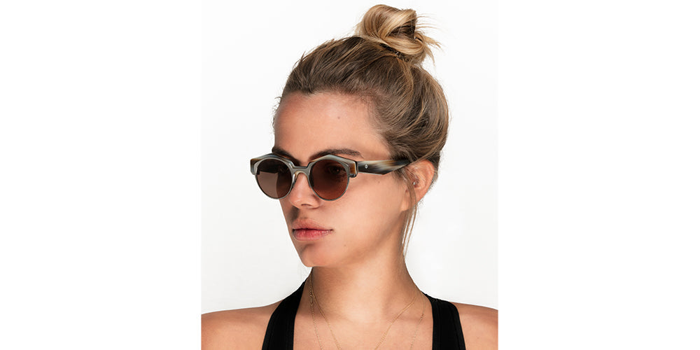 les-opticiens-conseils-solaire-vick-lunettes-de-soleil-marron-m-tal image 3