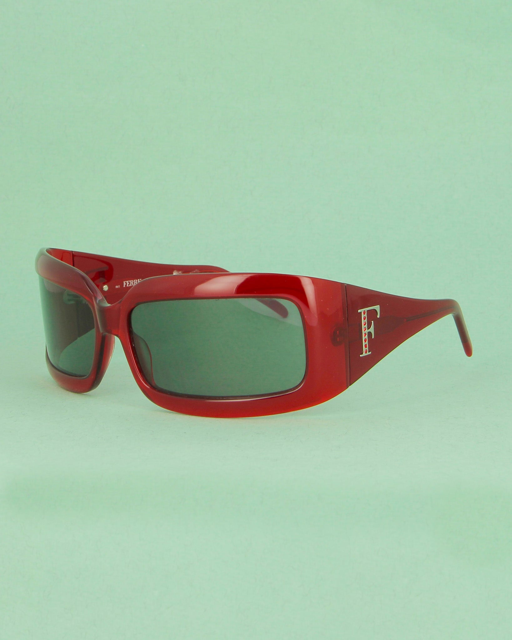 gianfranco-ferr-7281-lunettes-de-soleil-rouge-translucide image 2