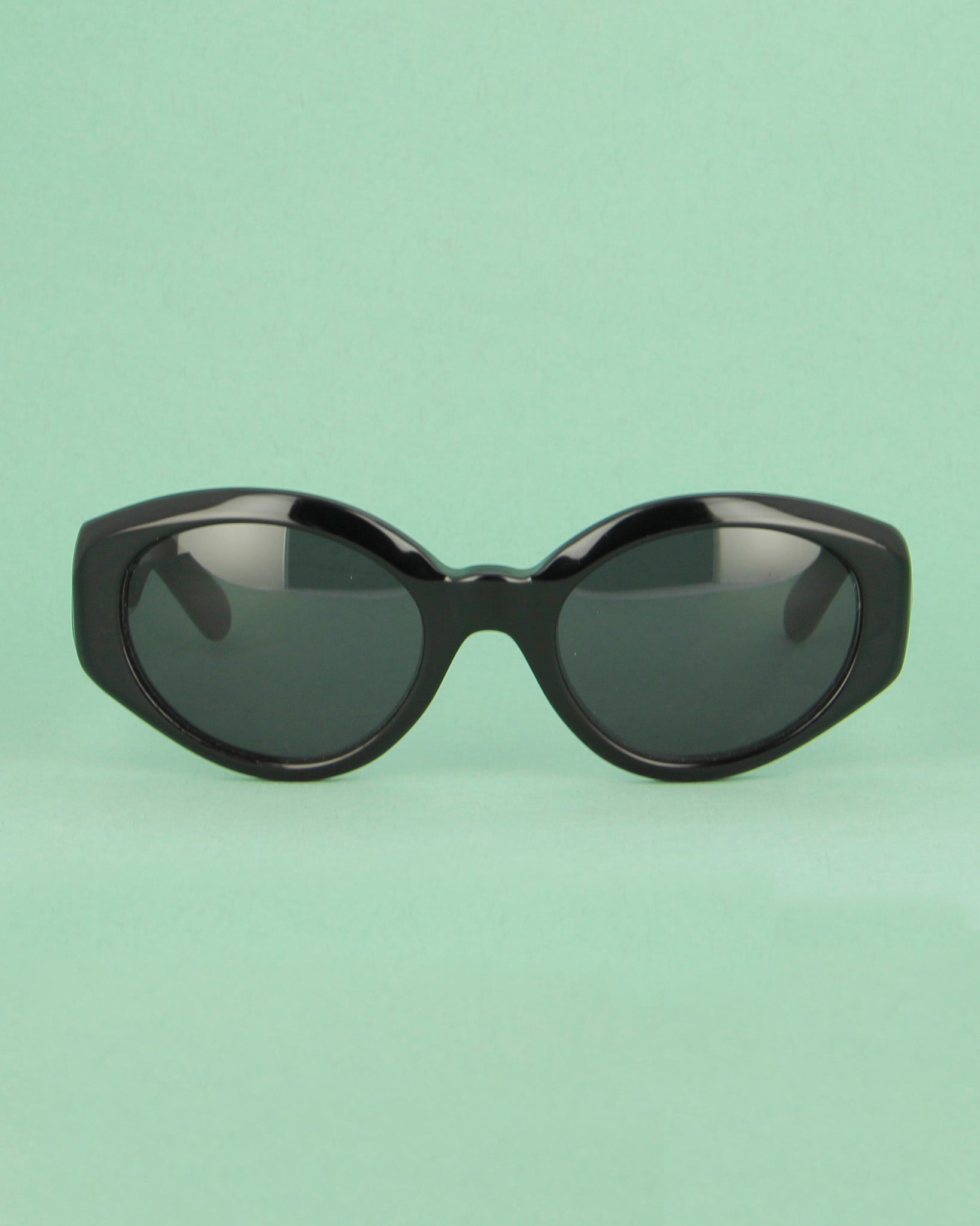patrick-kelly-papaye-22-lunettes-ovales-noires-vintage-ann-es-80 image 1