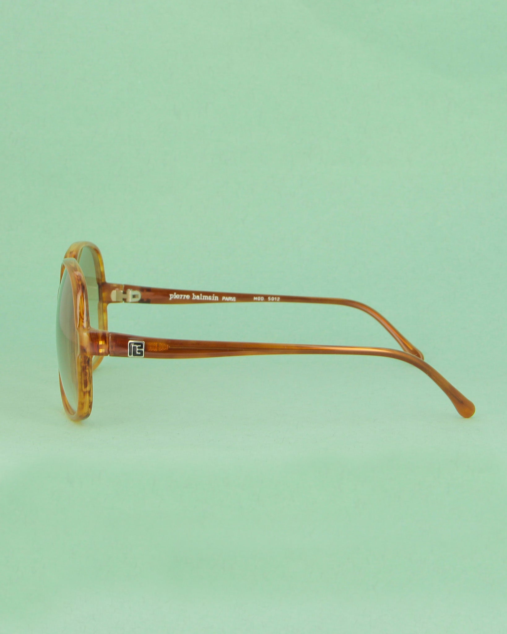 pierre-balmain-5012-lunettes-de-vue-miel-oversize-femme image 3