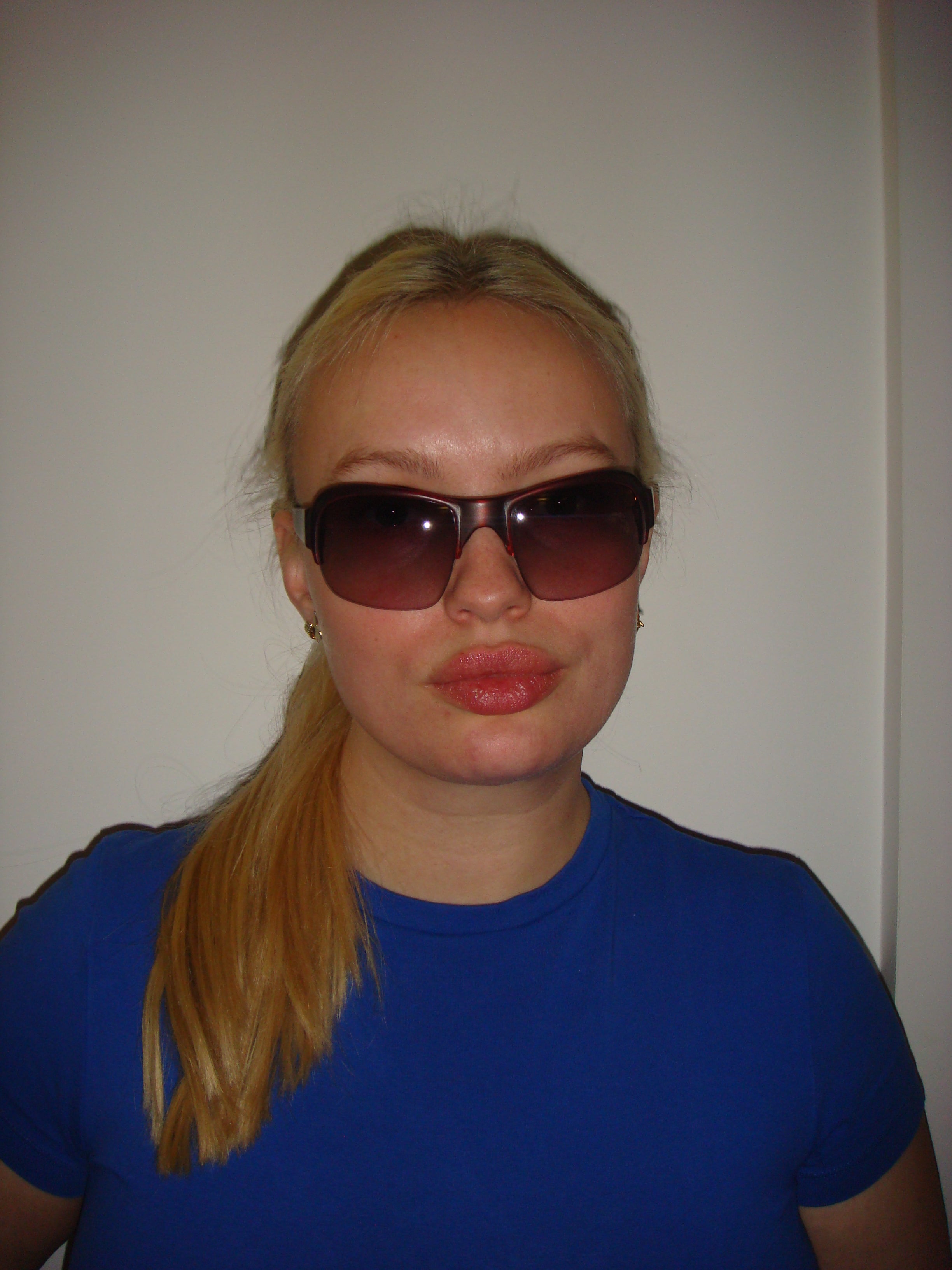 dita-r01-lunettes-de-soleil-rouge-carr-nylor image 3