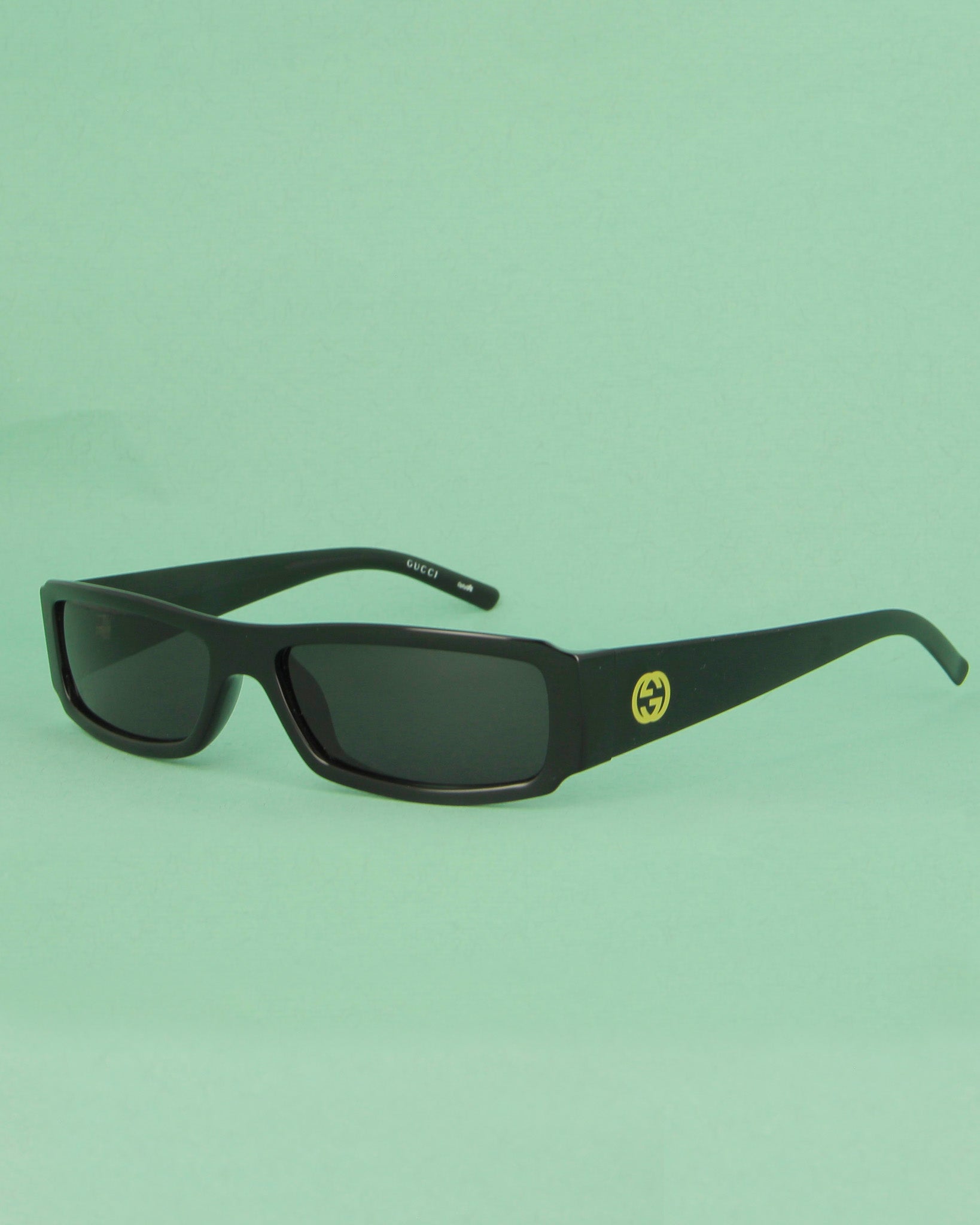gucci-1453-lunettes-de-vue-rectangulaires-noires image 2