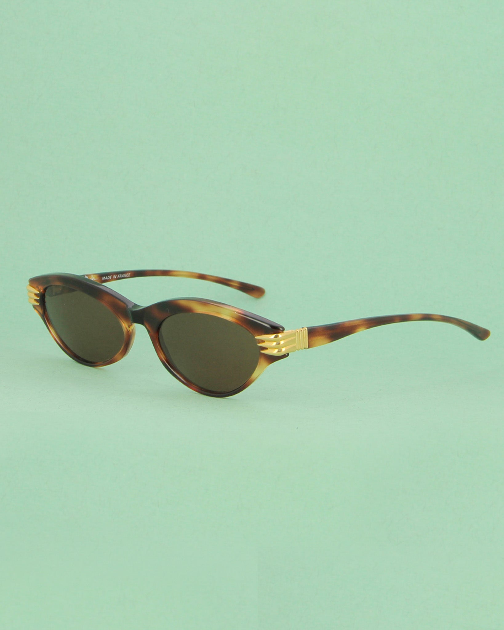thierry-mugler-tm-540-lunettes-de-soleil-caille-cat-eye image 3