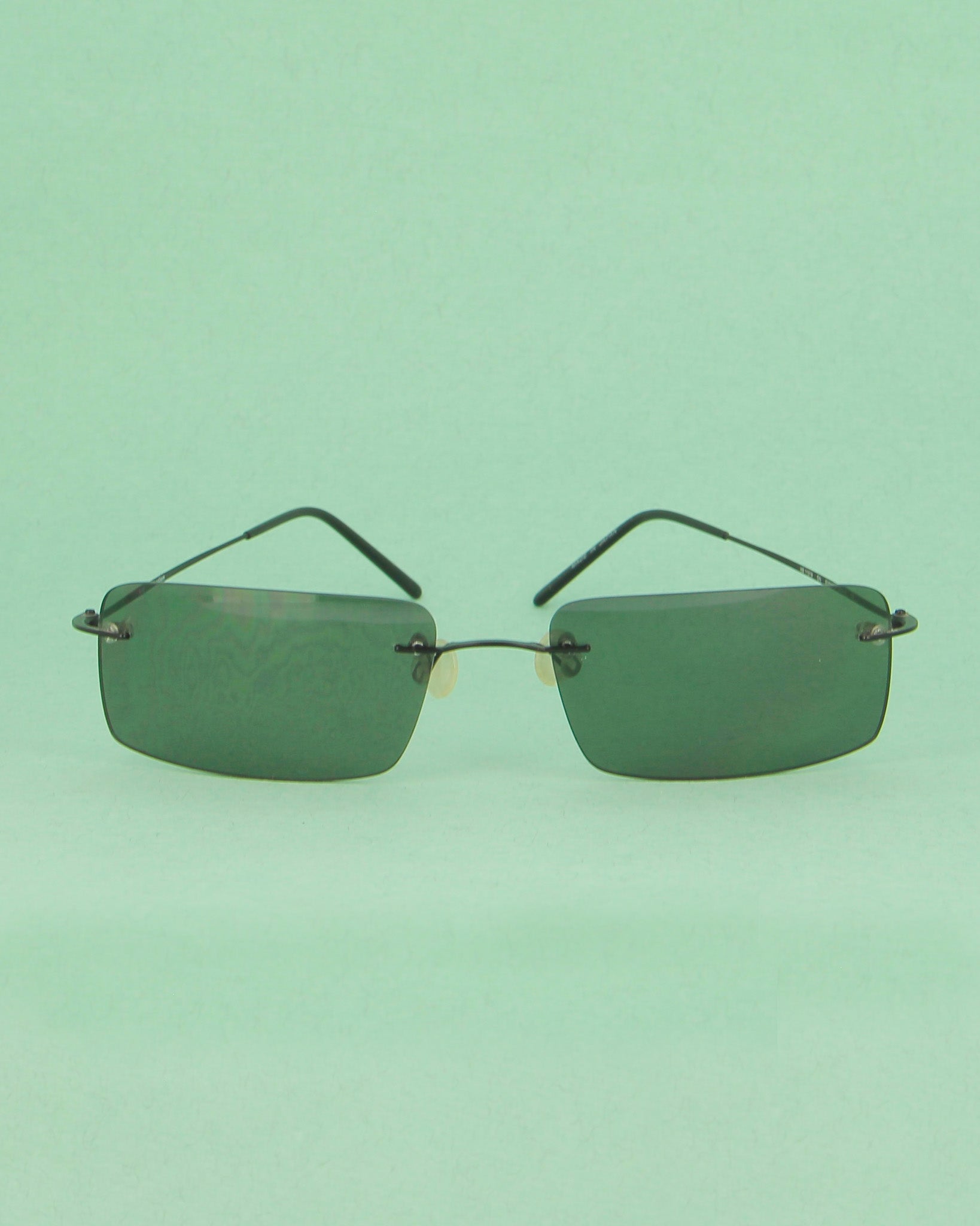 hugo-boss-11319-lunettes-de-soleil-rectangulaires-noires image 1